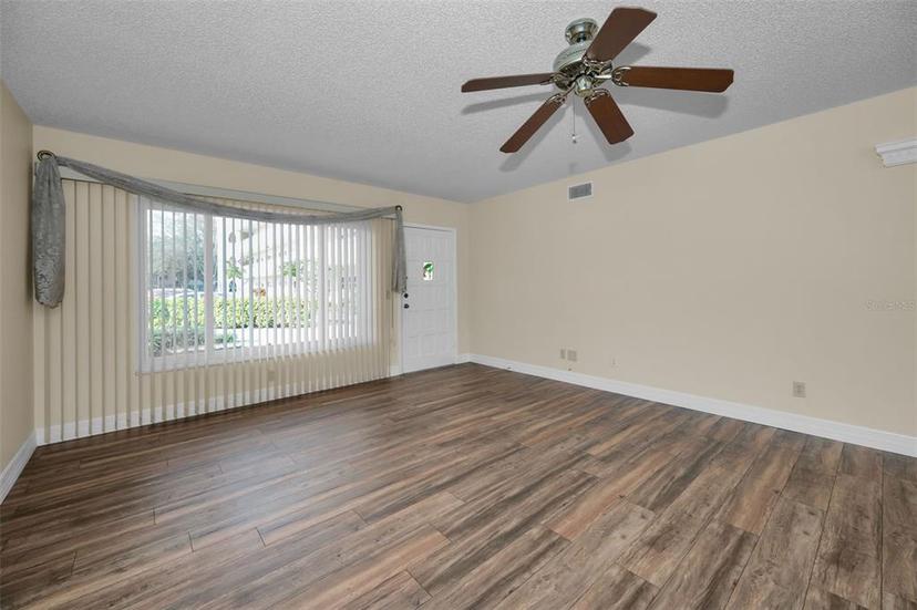 Picture of 2221 Swedish Drive Unit 11, Clearwater FL 33763