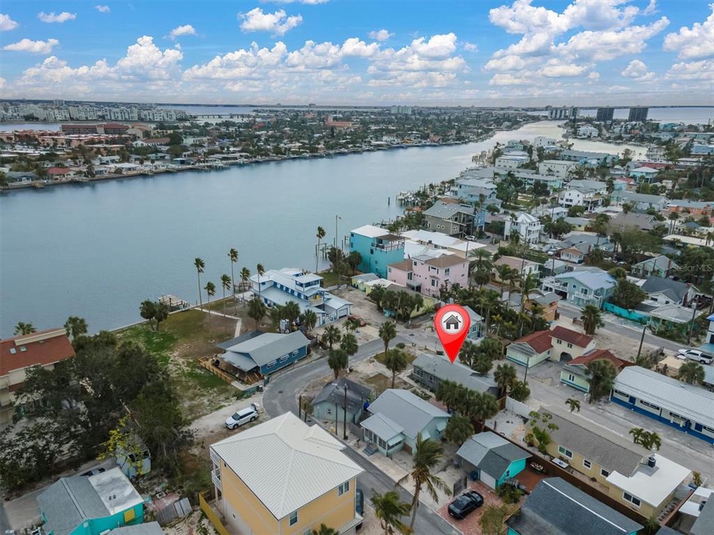 Picture of 130 90Th Avenue, Treasure Island, FL 33706