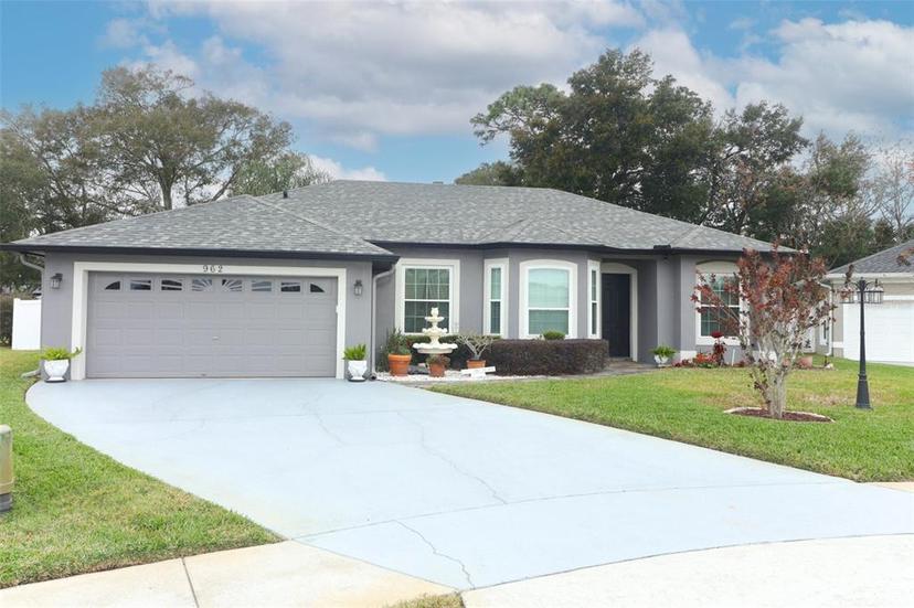 Picture of 962 Canary Lake Court, Sanford FL 32773