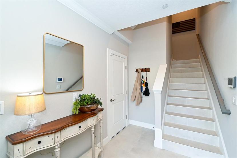 Picture of 5560 Cannes Circle Unit 3-106, Sarasota FL 34231
