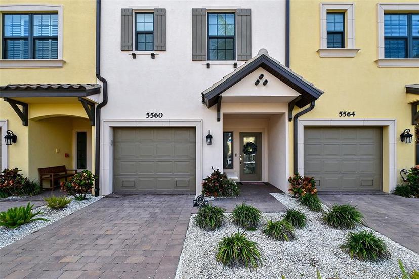 Picture of 5560 Cannes Circle Unit 3-106, Sarasota FL 34231
