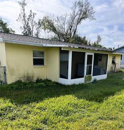 Picture of 2430 Dixie Avenue, Punta Gorda, FL 33950