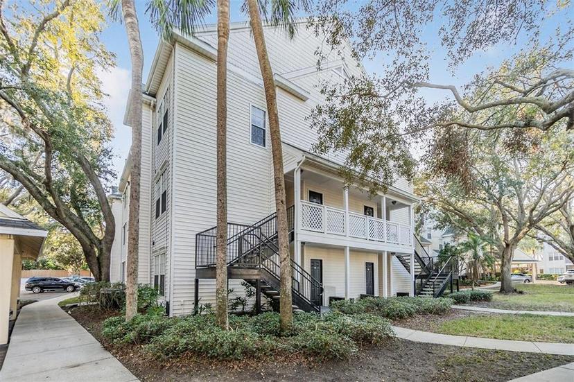 Picture of 3270 Haviland Court Unit 304, Palm Harbor FL 34684