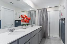 Picture of 445 N Andrea Circle, Haines City, FL 33844
