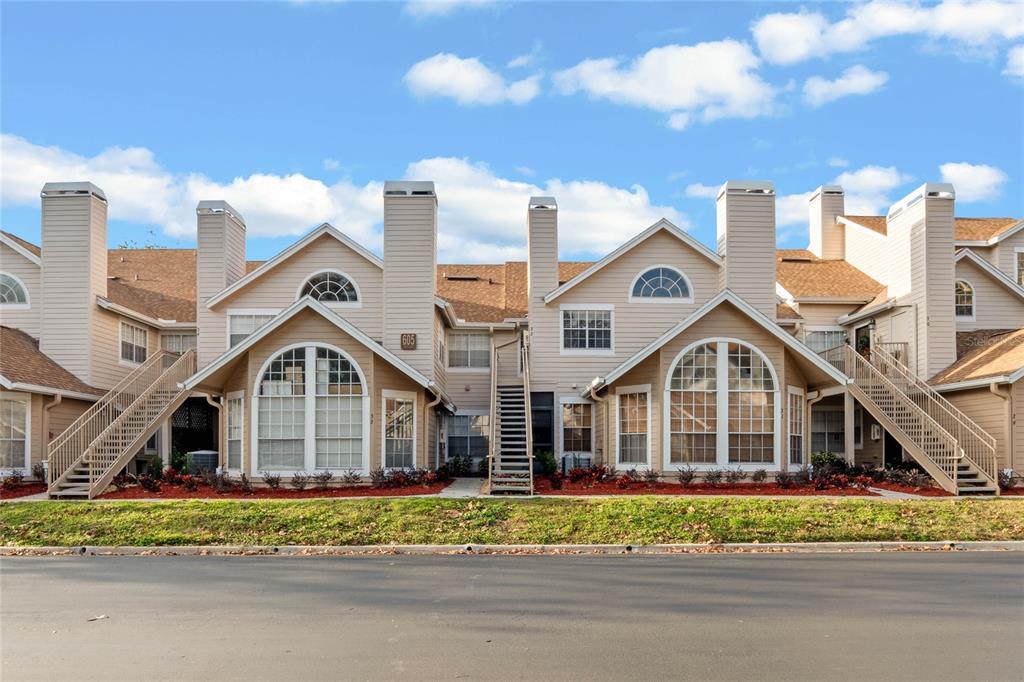 Picture of 605 Youngstown Parkway Unit 32, Altamonte Springs, FL 32714