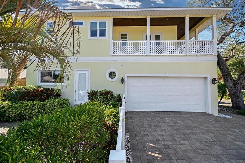 Picture of 221 Columbus Avenue, New Smyrna Beach FL 32169
