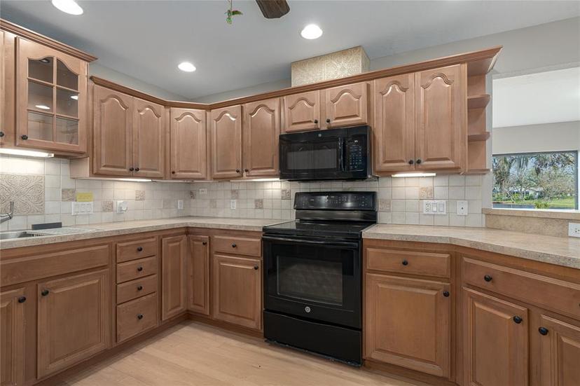 Picture of 8006 Oak Drive, Palmetto FL 34221