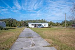 Picture of 309 Thornhill Estates Court, Winter Haven, FL 33880