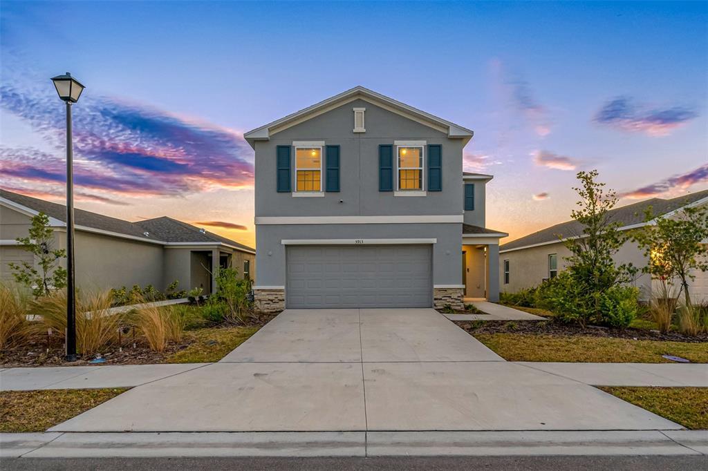 Picture of 5913 Laurelcrest Glen, Palmetto, FL 34221