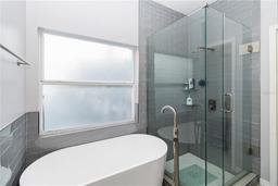 Picture of 14457 Jamaica Dogwood Drive, Orlando, FL 32828