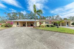 Picture of 390 301 Boulevard W Unit 8C, Bradenton, FL 34205