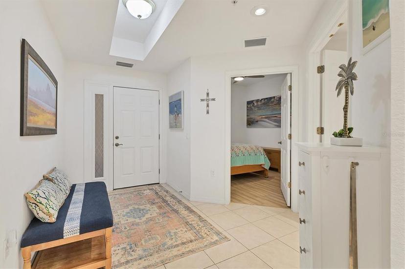 Picture of 1188 N Tamiami Trail Unit 203, Sarasota FL 34236