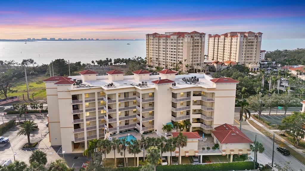 Picture of 1188 N Tamiami Trail Unit 203, Sarasota, FL 34236