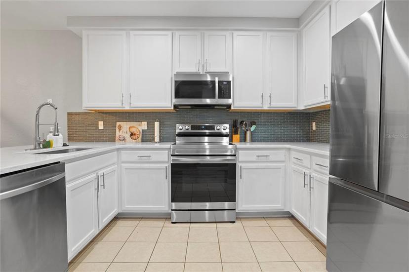 Picture of 3050 Pirates Retreat Court Unit 303, Kissimmee FL 34747