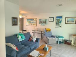 Picture of 1279 Dinnerbell Lane E, Dunedin, FL 34698