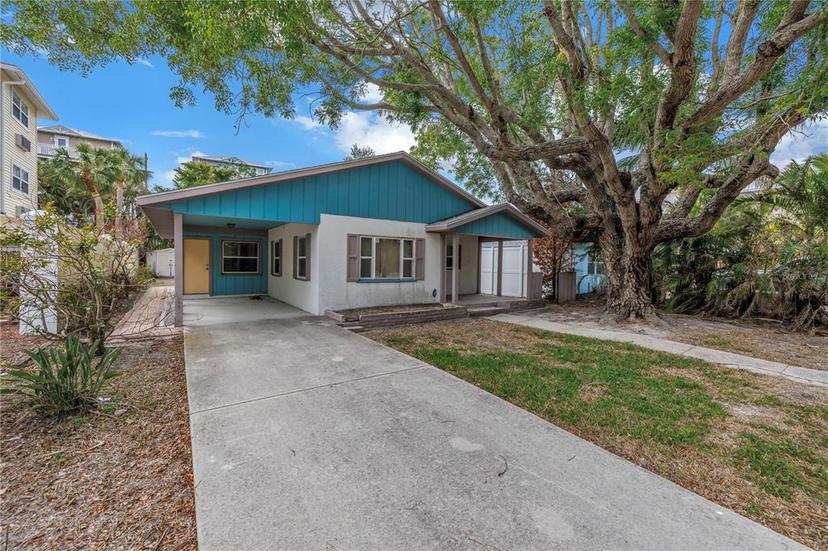 Picture of 554 Canal Road, Sarasota FL 34242
