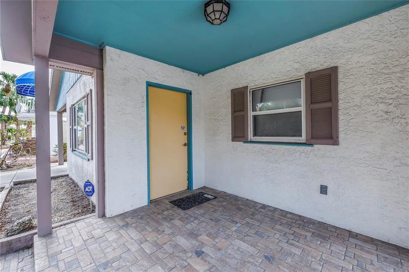 Picture of 554 Canal Road, Sarasota FL 34242