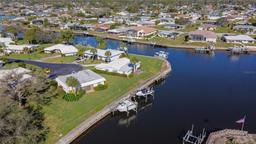 Picture of 18 Oakwood Drive N Unit 18, Englewood, FL 34223