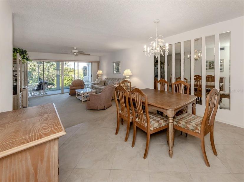 Picture of 801 Waterside Drive Unit 102, Venice FL 34285