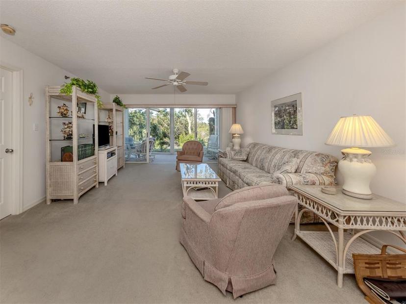 Picture of 801 Waterside Drive Unit 102, Venice FL 34285