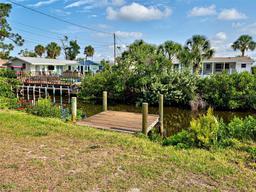 Picture of 914 E 2Nd Street, Englewood, FL 34223