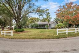 Picture of 1628 Lakewood Drive S, Lakeland, FL 33813