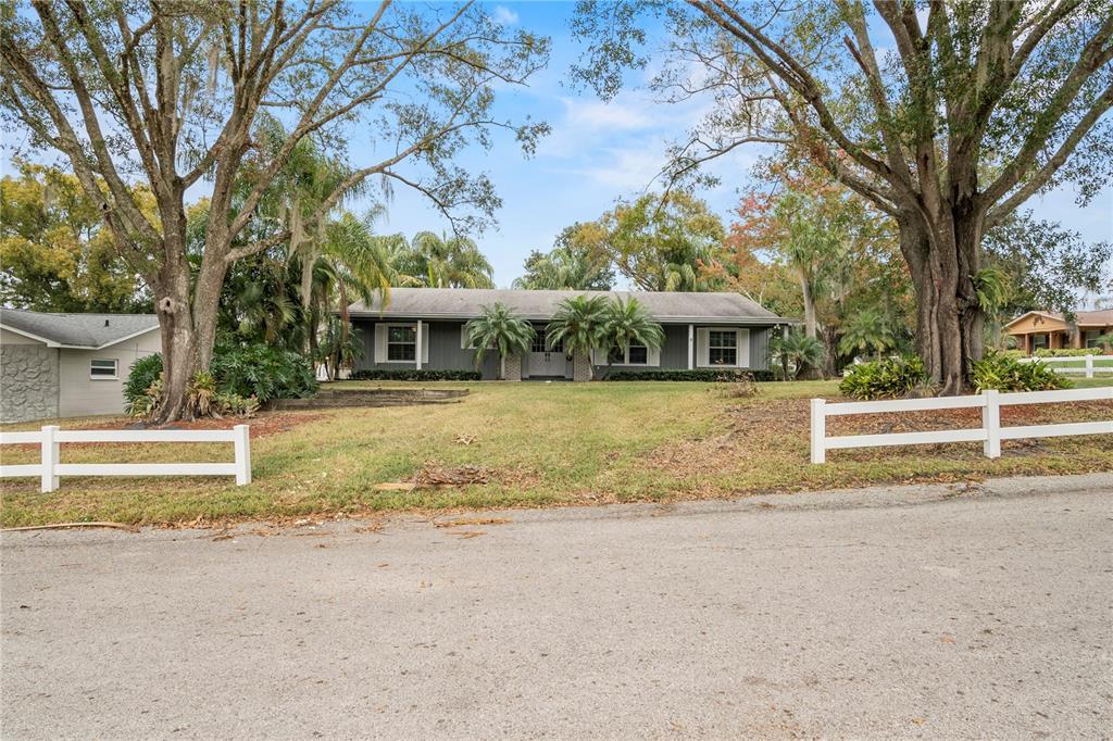 Picture of 1628 Lakewood Drive S, Lakeland, FL 33813