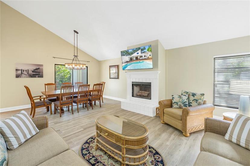 Picture of 752 Tropical Circle, Sarasota FL 34242