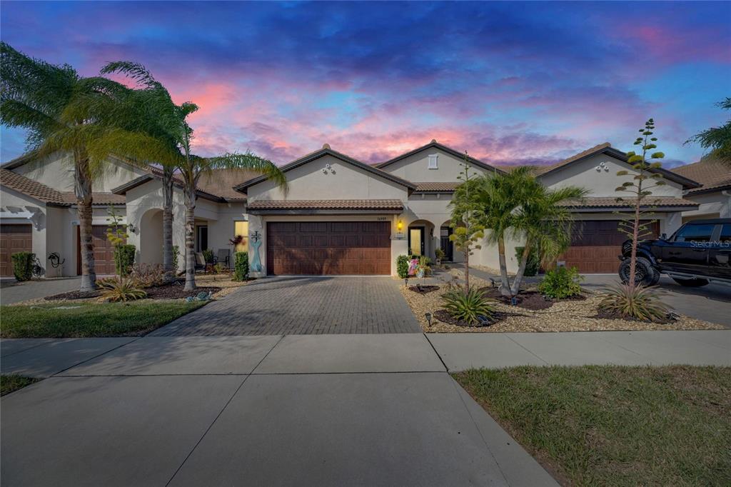 Picture of 16909 April Plush Drive, Wimauma, FL 33598