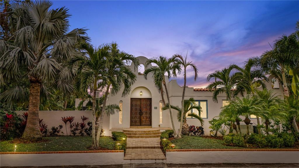 Picture of 220 14Th Avenue N, St Petersburg, FL 33701