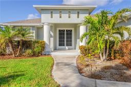 Picture of 1966 Trout Circle, Englewood, FL 34224