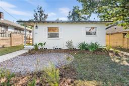 Picture of 431 SE 6Th Terrace, Gainesville, FL 32601