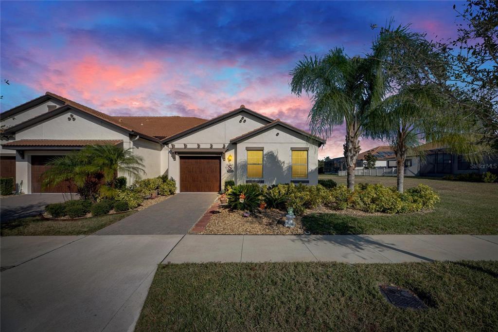 Picture of 5328 Stoic Vale Drive, Wimauma, FL 33598