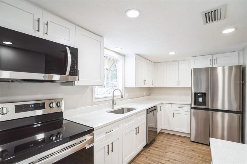 Picture of 308 Wade Avenue, Deland FL 32724