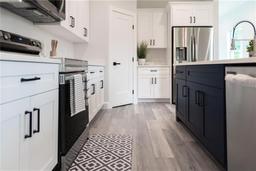 Picture of 4920 69Th Street N, St Petersburg, FL 33709