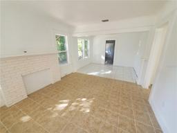 Picture of 2035 11Th Street S, St Petersburg, FL 33705