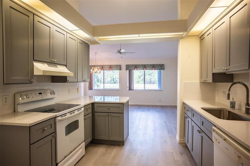 Picture of 8282 Parkside Dr, Englewood FL 34224