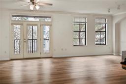 Picture of 911 N Orange Avenue Unit 321, Orlando, FL 32801