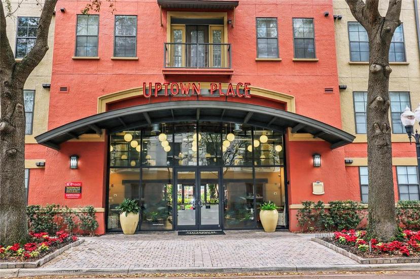Picture of 911 N Orange Avenue Unit 321, Orlando FL 32801