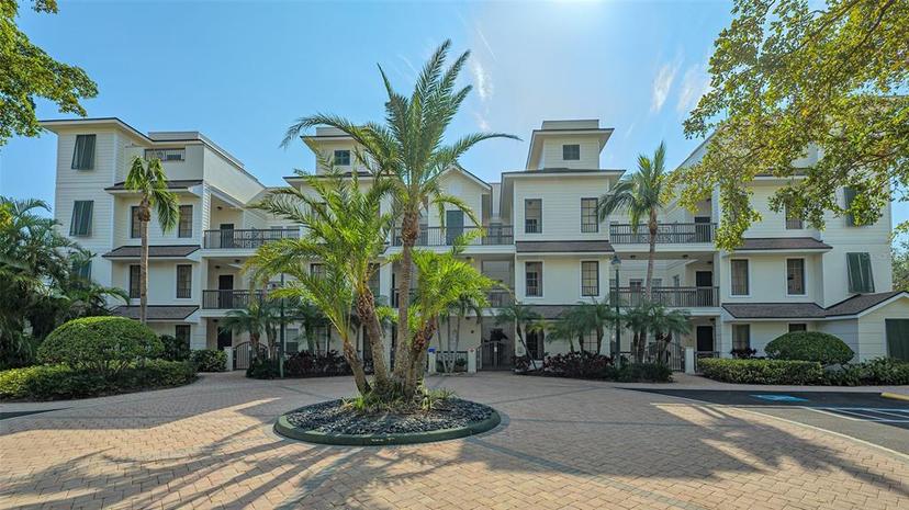Picture of 888 S Orange Avenue Unit 3D, Sarasota FL 34236