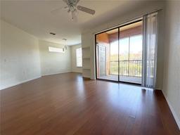 Picture of 6149 Metrowest Boulevard Unit 106, Orlando, FL 32835