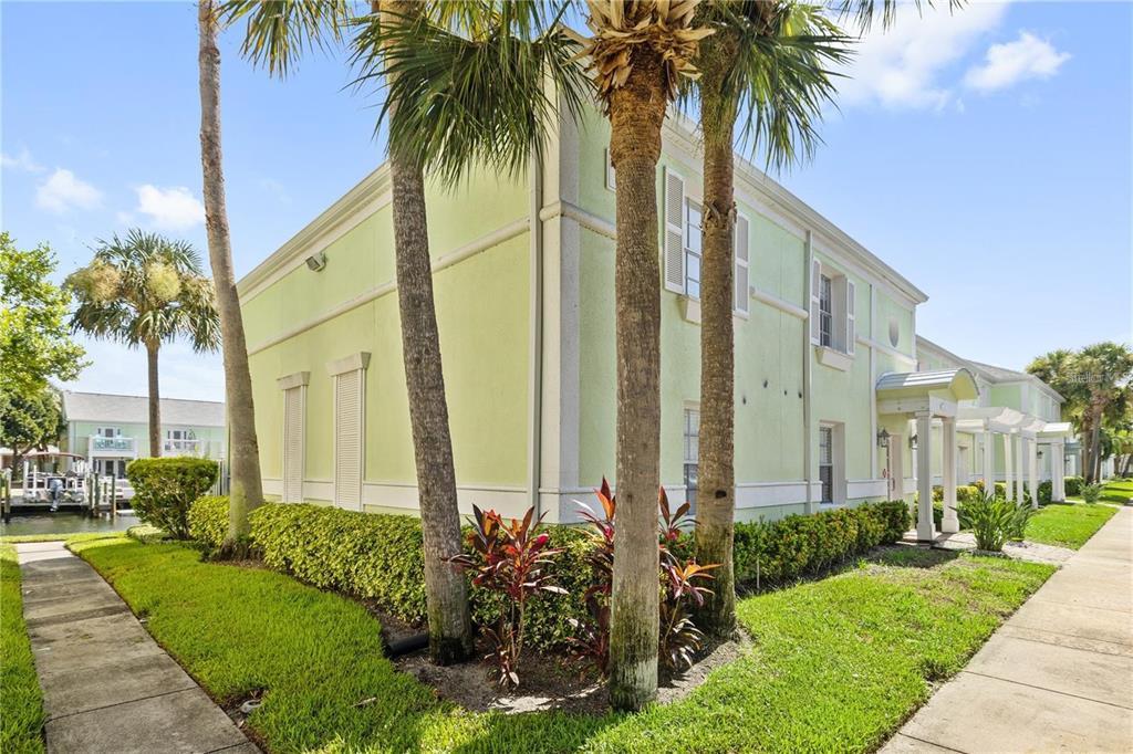 Picture of 5012 Starfish Drive Se Unit C, St Petersburg, FL 33705