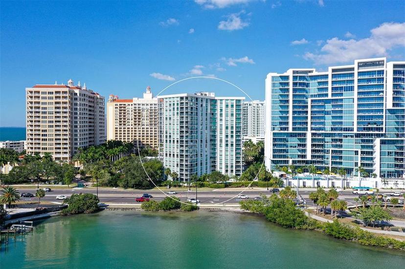 Picture of 1111 N Gulfstream Avenue Unit 3E, Sarasota FL 34236