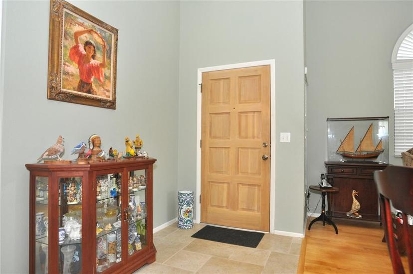 Picture of 5581 Salem Square Drive S, Palm Harbor FL 34685