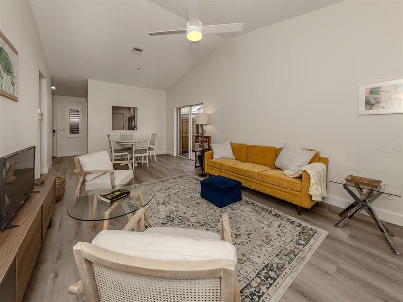 Picture of 703 Ironwood Drive Unit 114, Venice FL 34292