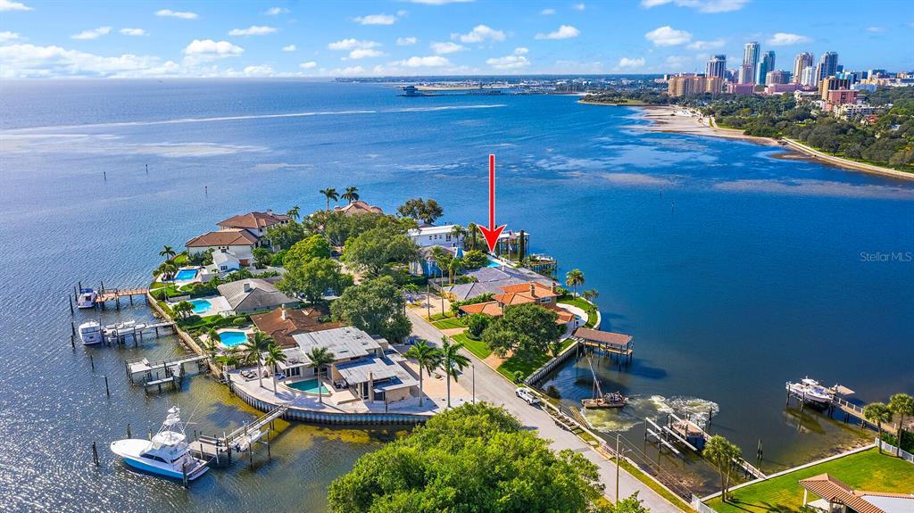 Picture of 2 Brightwaters Circle Ne, St Petersburg, FL 33704