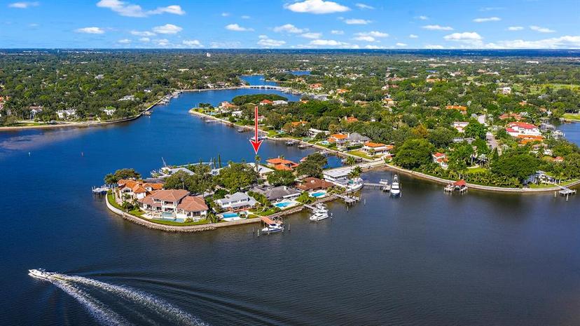 Picture of 2 Brightwaters Circle Ne, St Petersburg FL 33704
