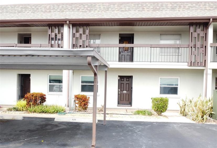 Picture of 5197 Silent Loop Unit 121, New Port Richey FL 34652