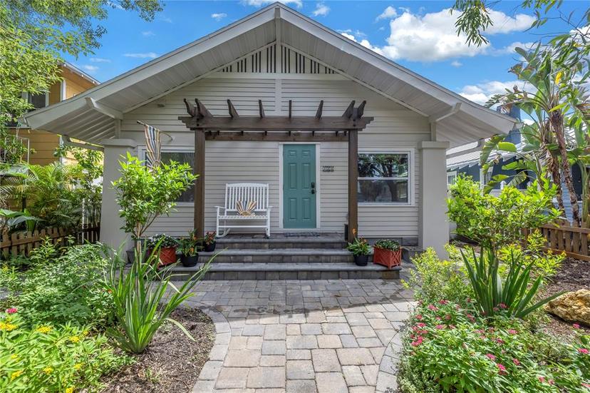Picture of 236 9Th Avenue Ne, St Petersburg FL 33701