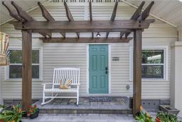 Picture of 236 9Th Avenue Ne, St Petersburg, FL 33701